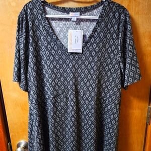 Lularoe Jana XL shirt black and gray diamond geometric design